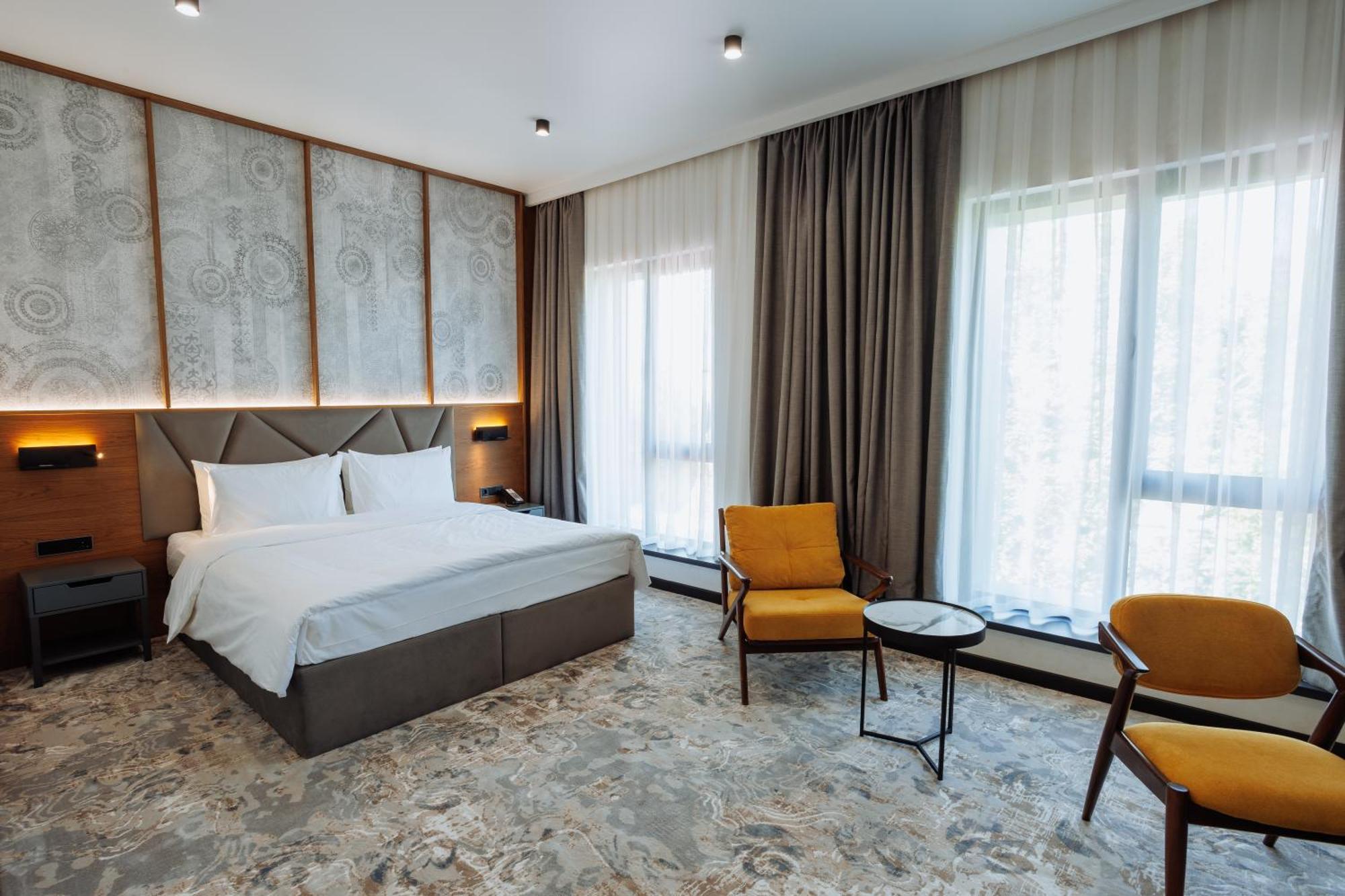 Aurum Garden Hotel Шымкент Экстерьер фото