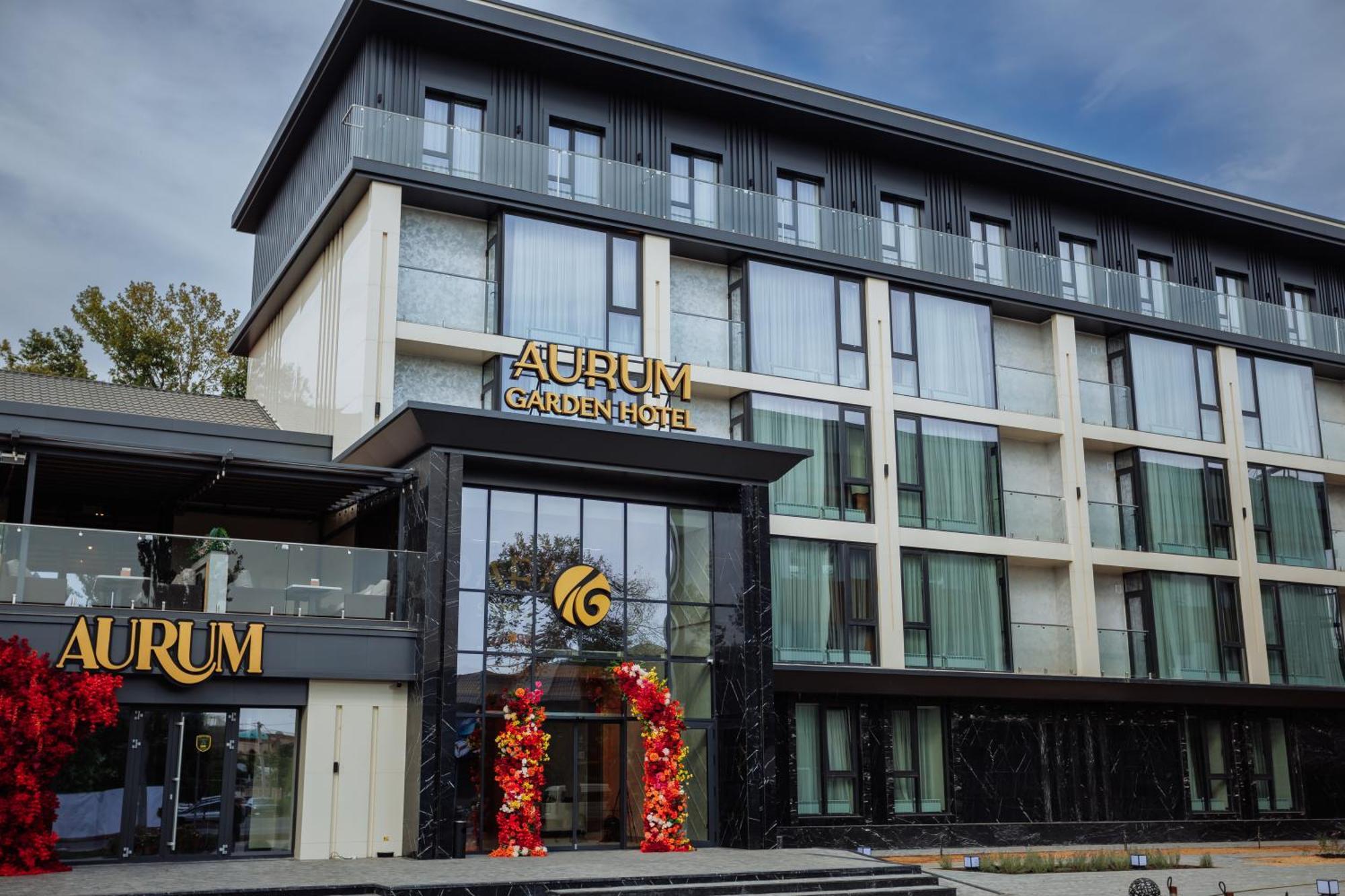 Aurum Garden Hotel Шымкент Экстерьер фото