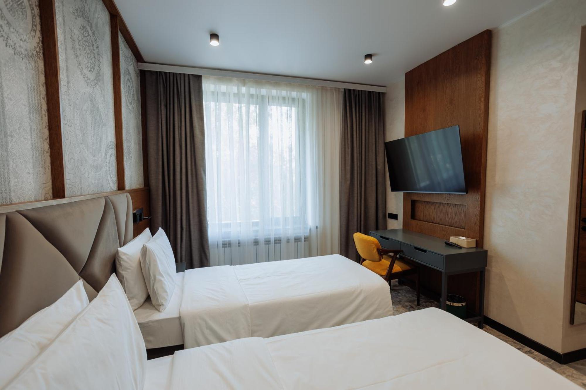 Aurum Garden Hotel Шымкент Экстерьер фото