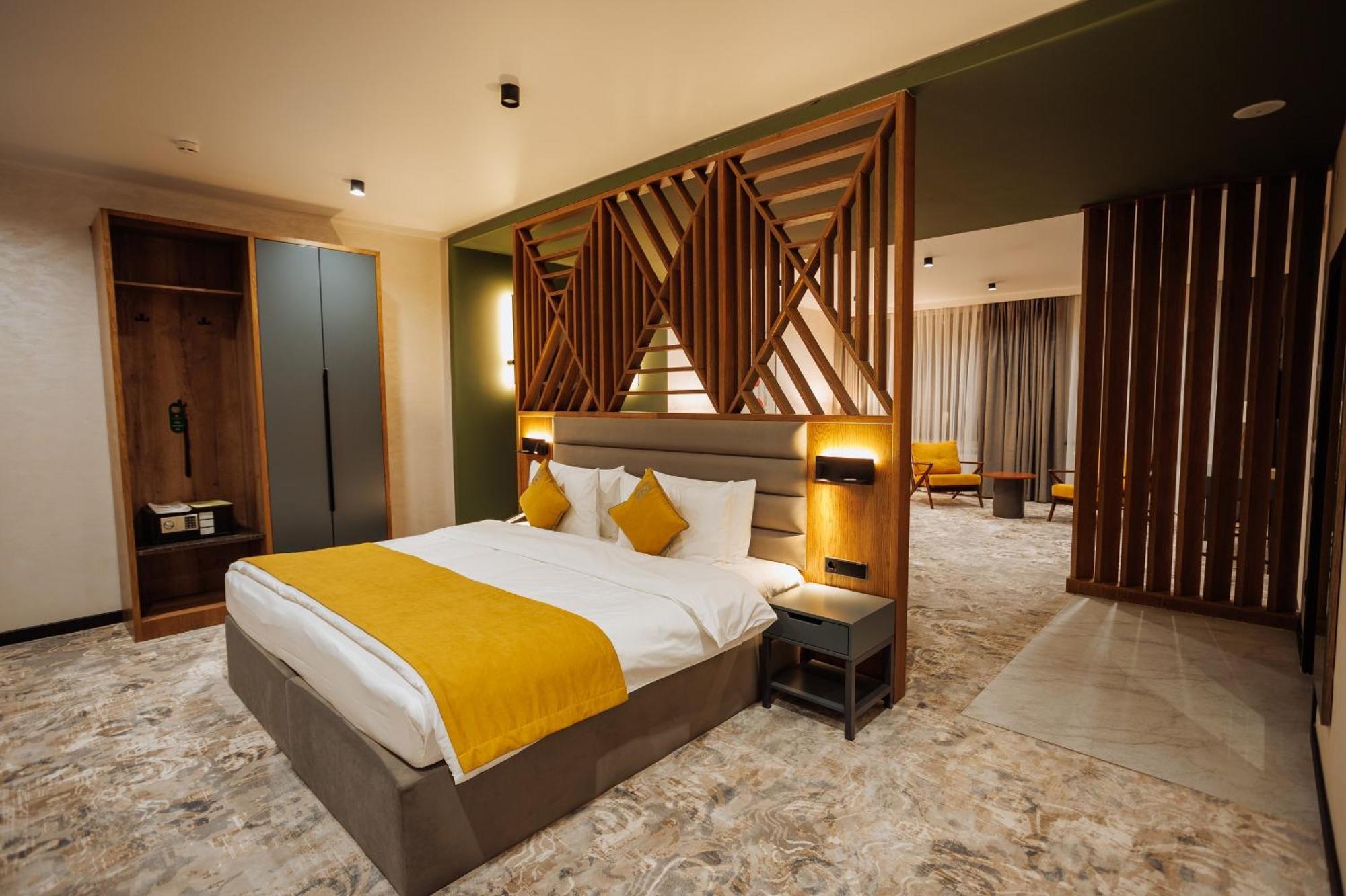 Aurum Garden Hotel Шымкент Экстерьер фото